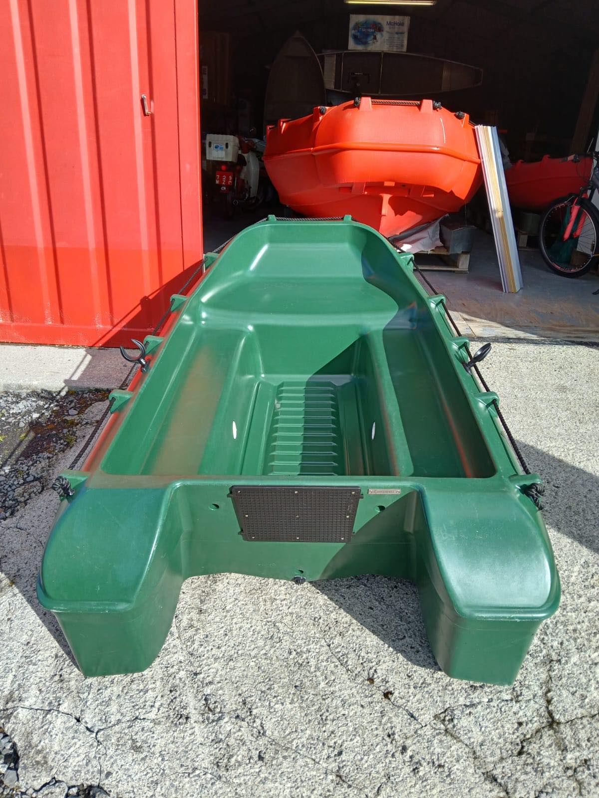 WHALY 210 BOAT