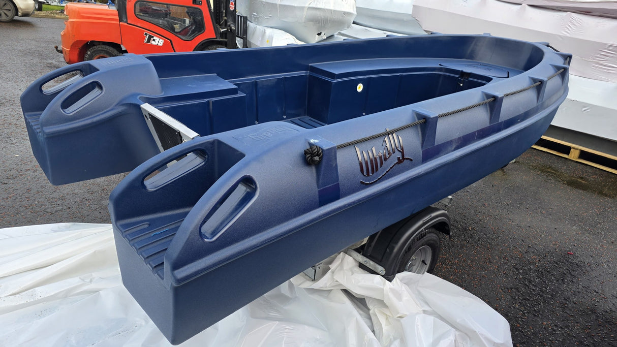 WHALY 380 BOAT