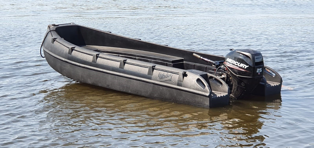 WHALY 435 BOAT
